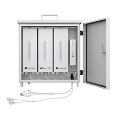 Контролер за соларна система TP-Link модел VIGI PS90 на бял фон.