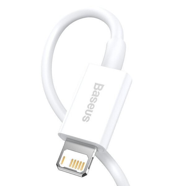 Кабел Baseus Superior USB към Lightning 2,4A 1,5 м CALYS-B02 - бялКабел Baseus Superior USB към Lightning 2,4A 1,5 м CALYS-B02 - бял
