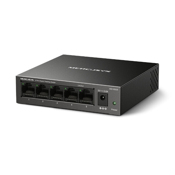 Черен настолен комутатор Mercusys модел MS105GS на бял фон.